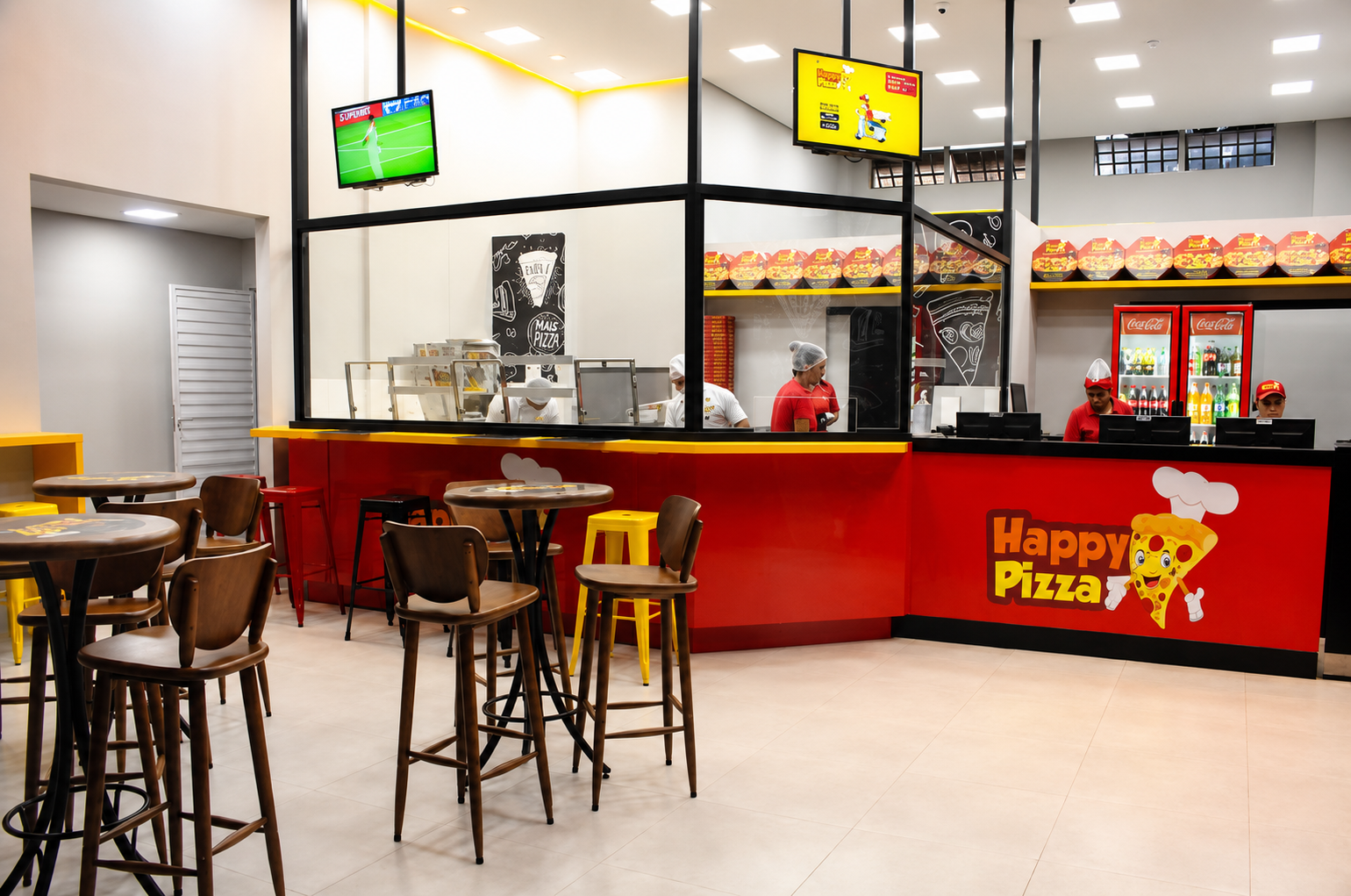 Interior da Happy Pizza Tubalina em Uberlândia